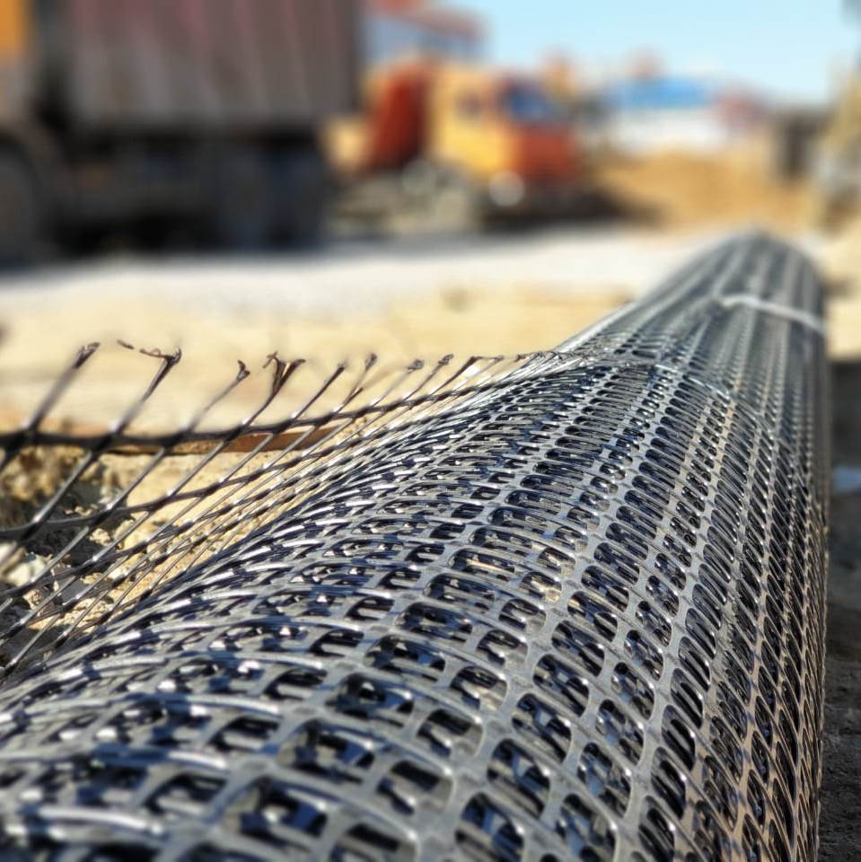 geogrid for gravel roads